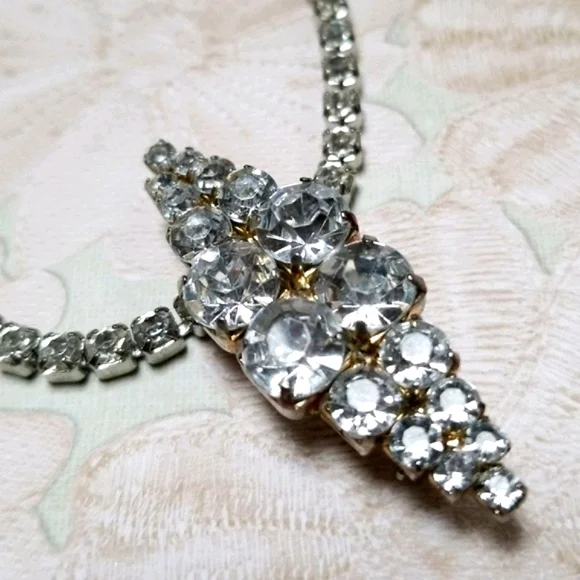 Vintage Rhinestone Brooch & Necklace Assemblage - Picture 8 of 13
